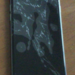 iPhoneが割れてしまいました