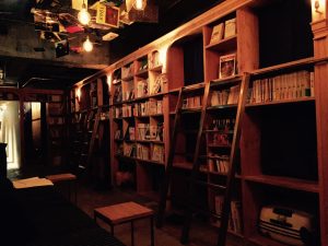 泊まれる本屋「BOOK AND BED TOKYO」に 宿泊しました！